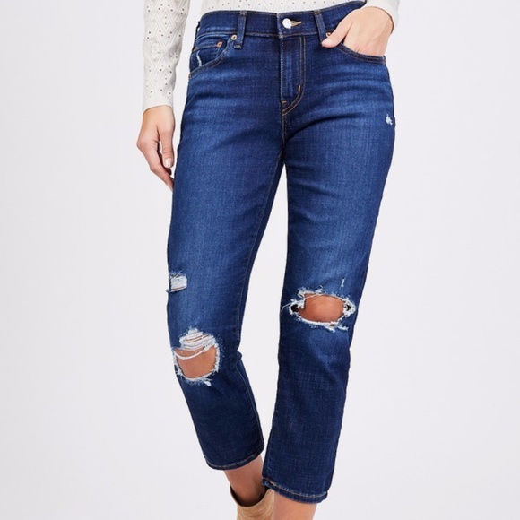 Levi's Denim - Levi's Mid Rise Boyfriend Jeans Size 28